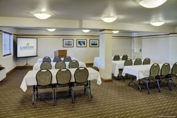 BEST WESTERN HARVEST INN AND S (Grand Forks)